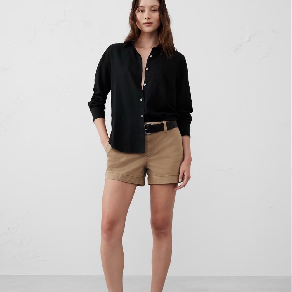 Banana Republic Tan Bermuda Shorts Classic Style
